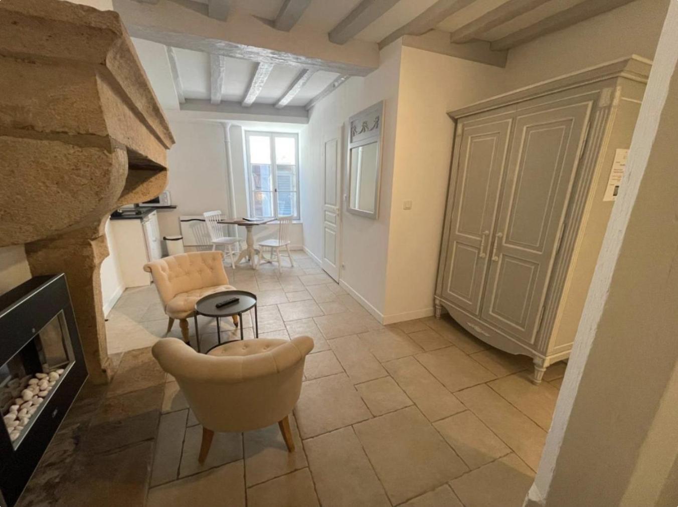Batisse Paradis- 3 Appartements Calmes Et Elegants Au Centre Historique De Beaune Beaune  Rom bilde